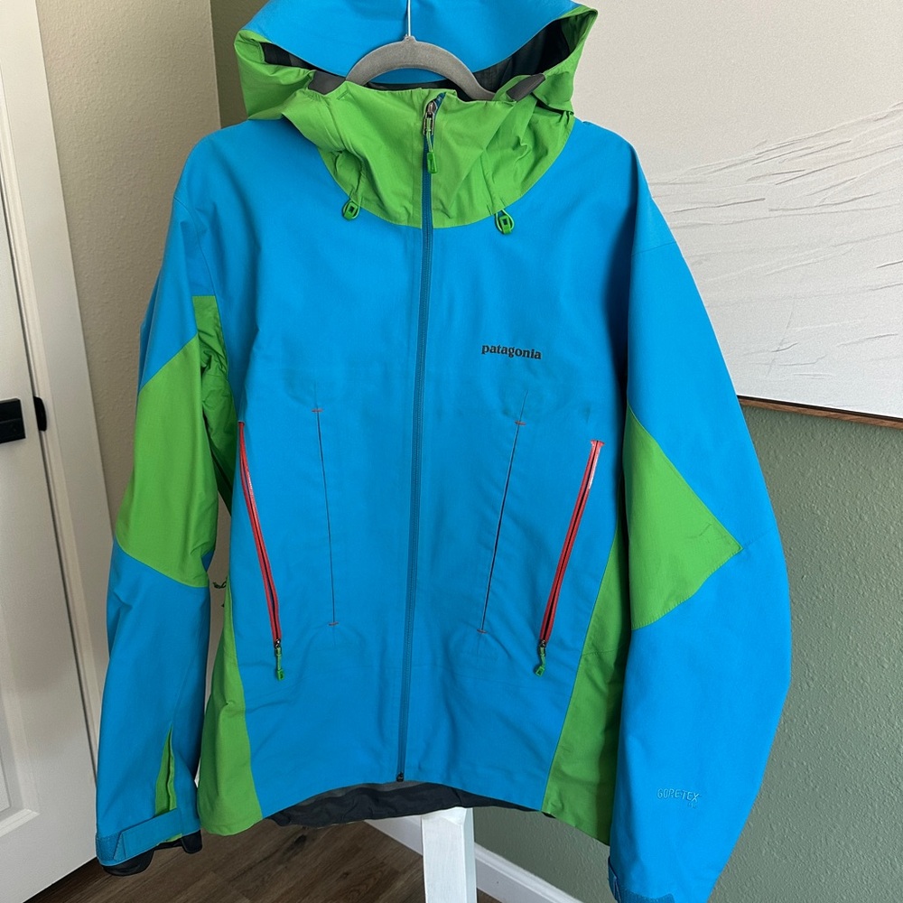 Patagonia GORETEX Shell Jacket